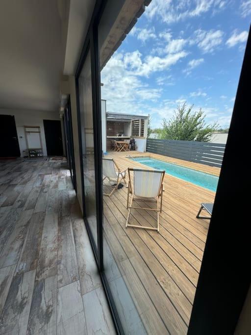 Luxury Villa With Pool And View Жувіньяк Екстер'єр фото