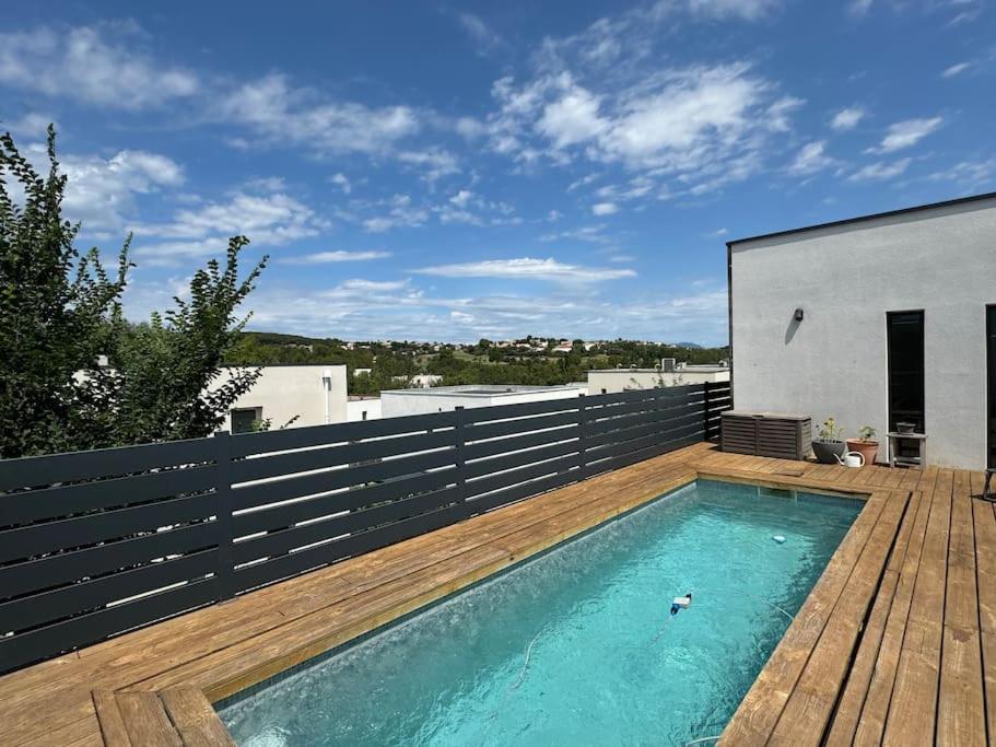 Luxury Villa With Pool And View Жувіньяк Екстер'єр фото